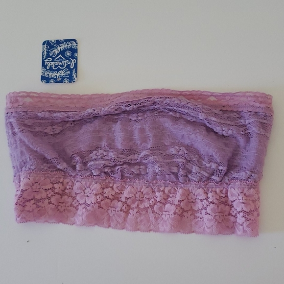 35. 🆕️ Free People Scalloped Lace Trim Bandeau Bra - Picture 6 of 8